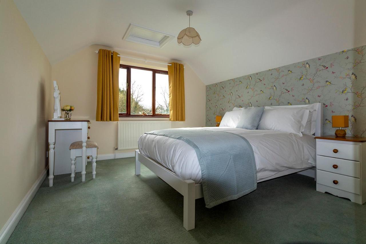 Bransford Farm Fishery & B & B Ngoại thất bức ảnh